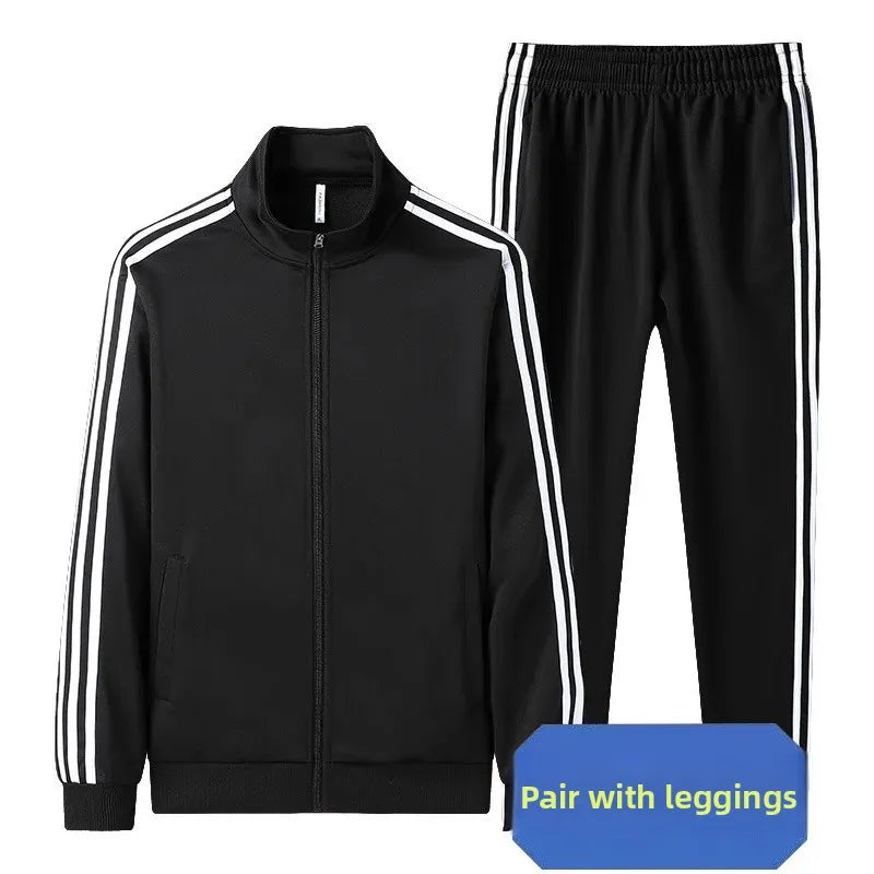 Ensemble de sport décontracté à trois bandes pour homme.